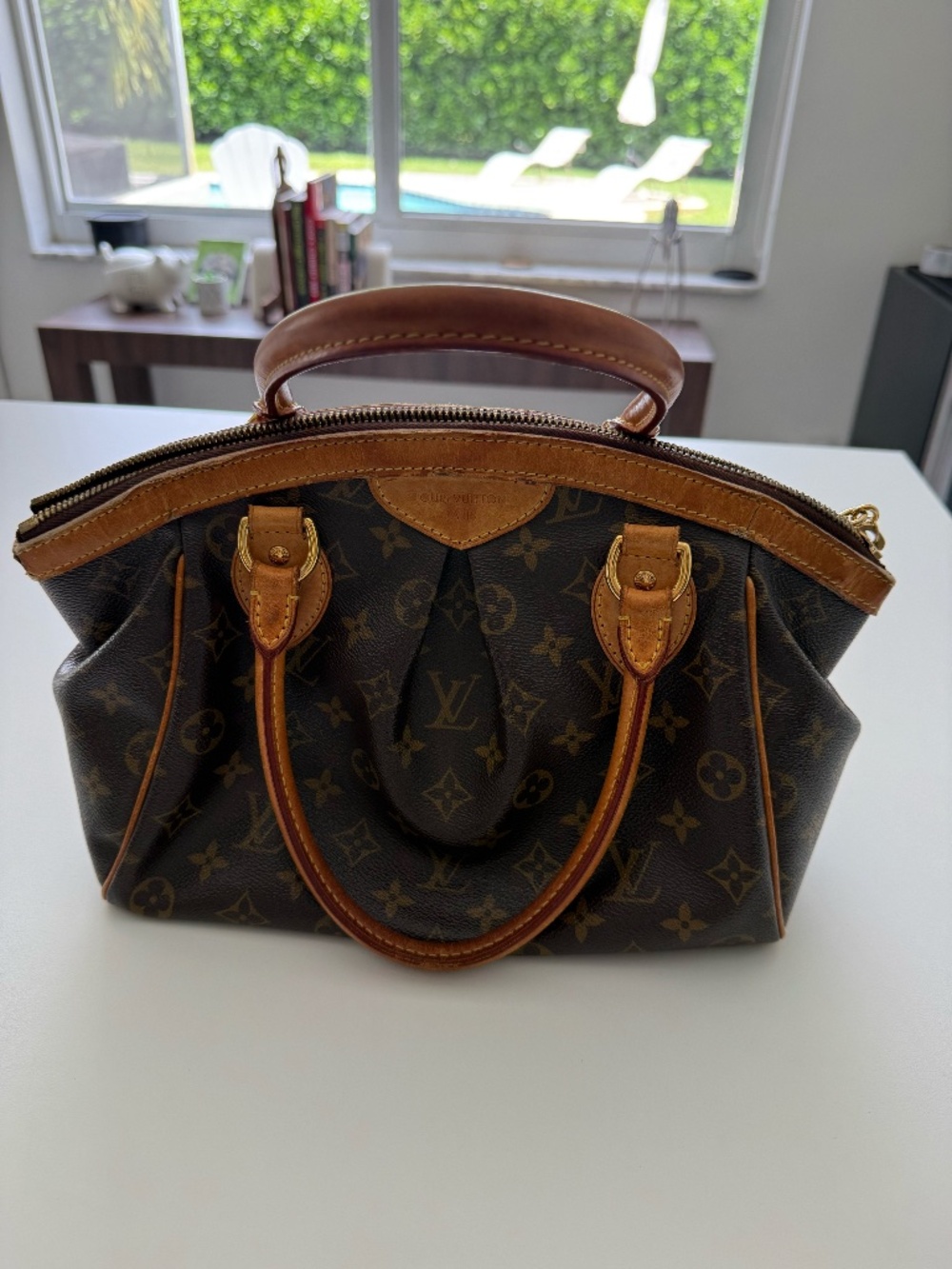 ✨ Louis Vuitton Tivoli PM Monogram Handbag ✨
